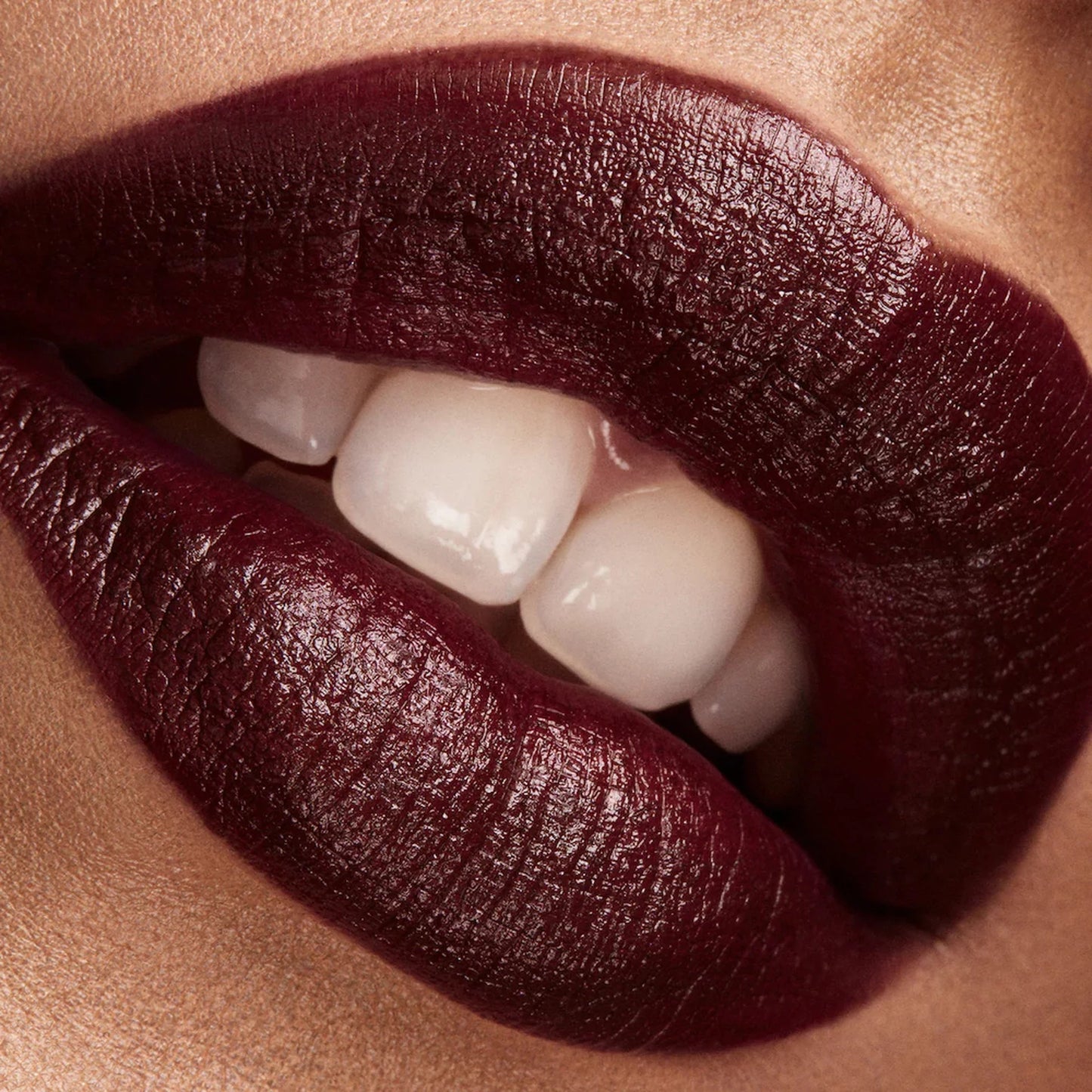 Smooch Berry Luxury Lipstick Cream Formula, Red Burgundy, Aloe Leaf Extract