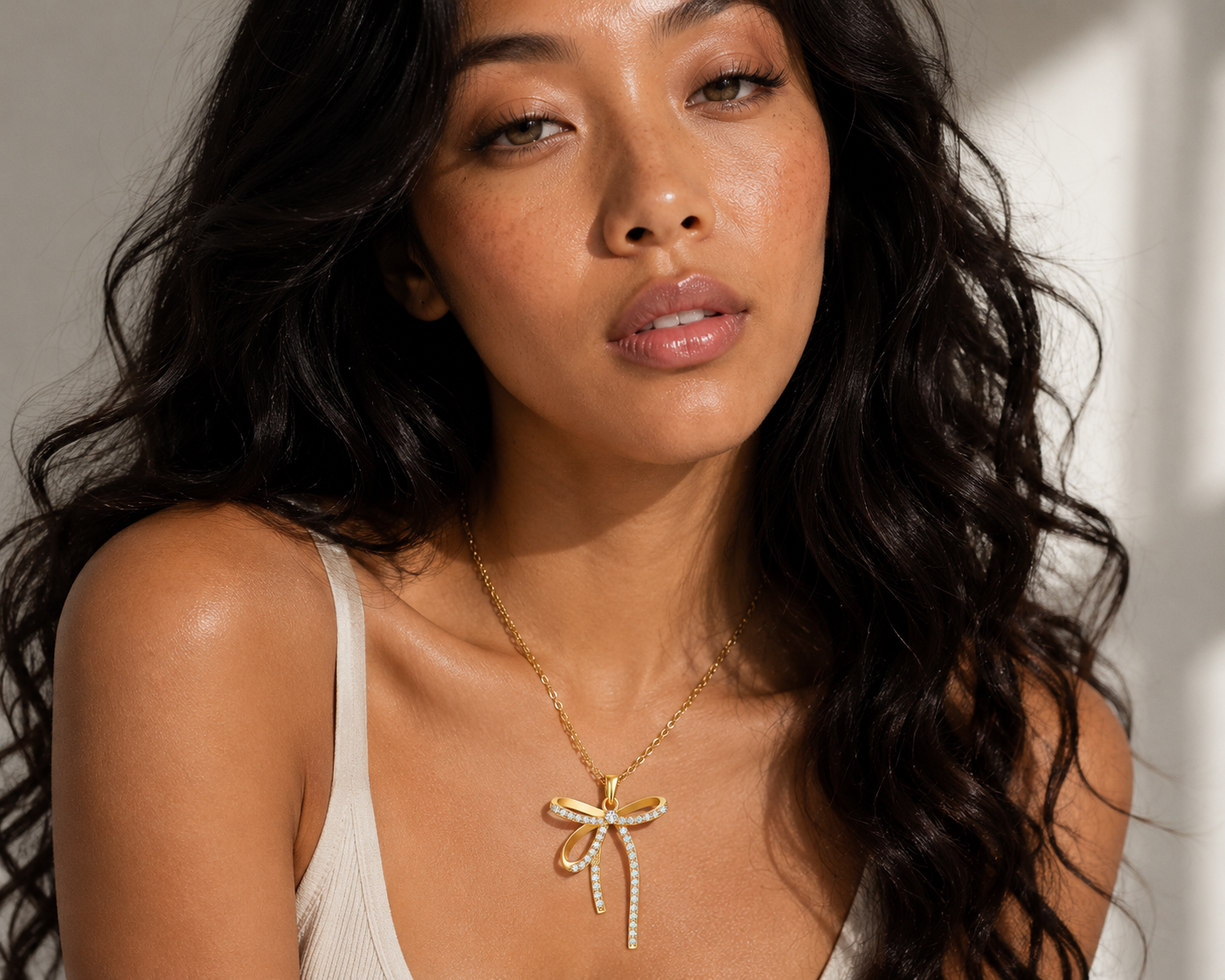Golden Bow Necklace